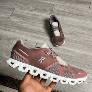 On Running Women's Sneakers in Dusty Rose and White